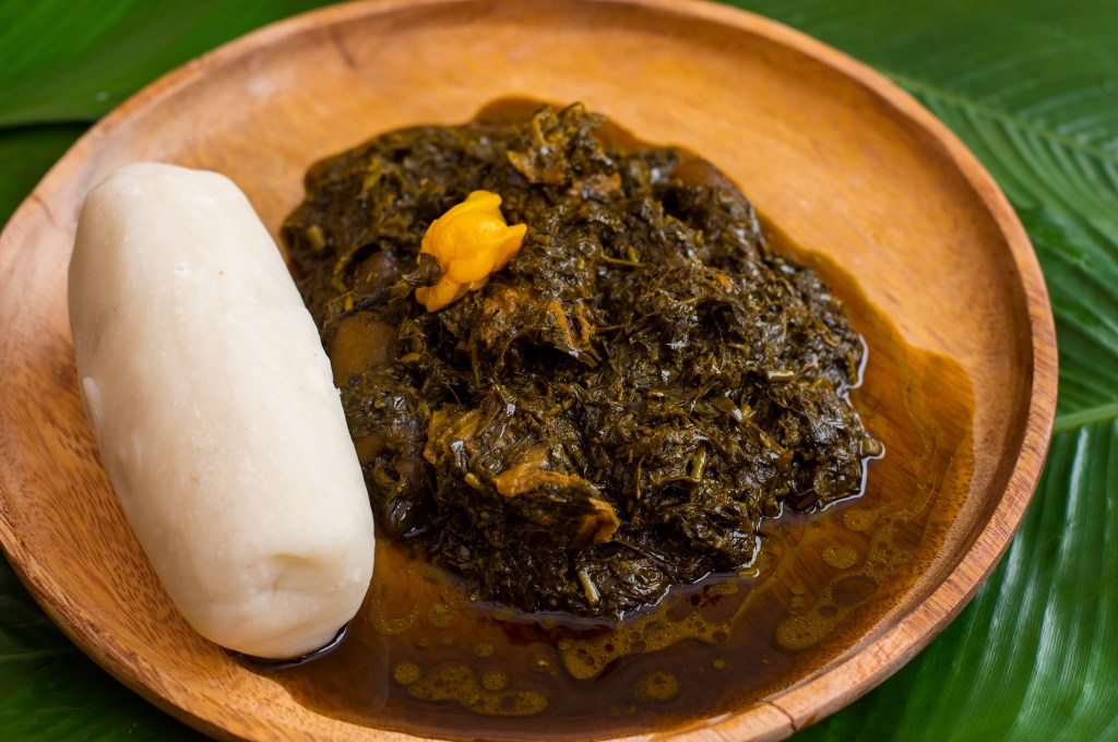 Plat de eru avec du fufu
